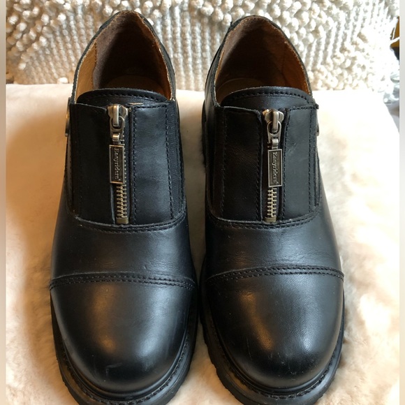 ** LAST CHANCE- EUC Ladies’ Easyriders Black Leather Shoes - Picture 5 of 6
